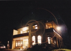 Yallambie Homestead at night, June, 1994. (Picture by Rolf Mueller)