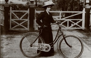 Diamond Creek's music teacher, Ada Lawrey used her bicycle to deliver piano lessons throughout the district. (Source: E Tingman, The Diamond Valley Story by D H Edwards)